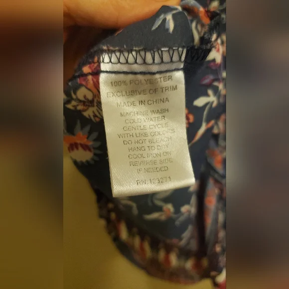 Floral blouse - Picture 7 of 7